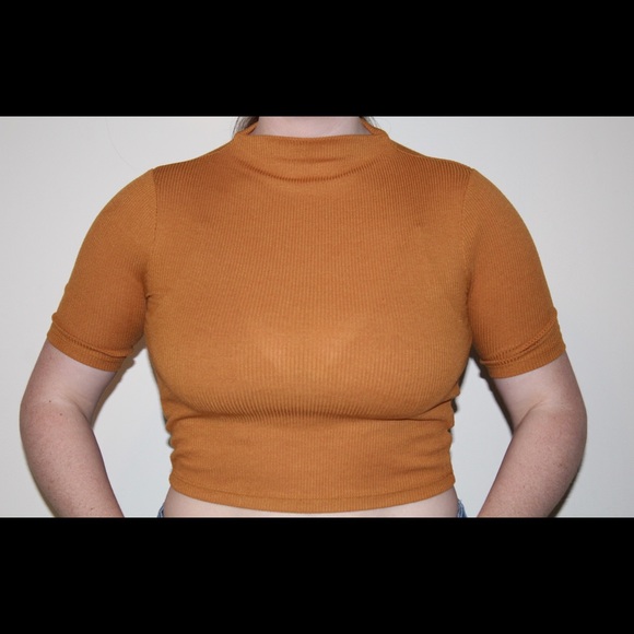 Forever 21 crop top - Picture 1 of 3